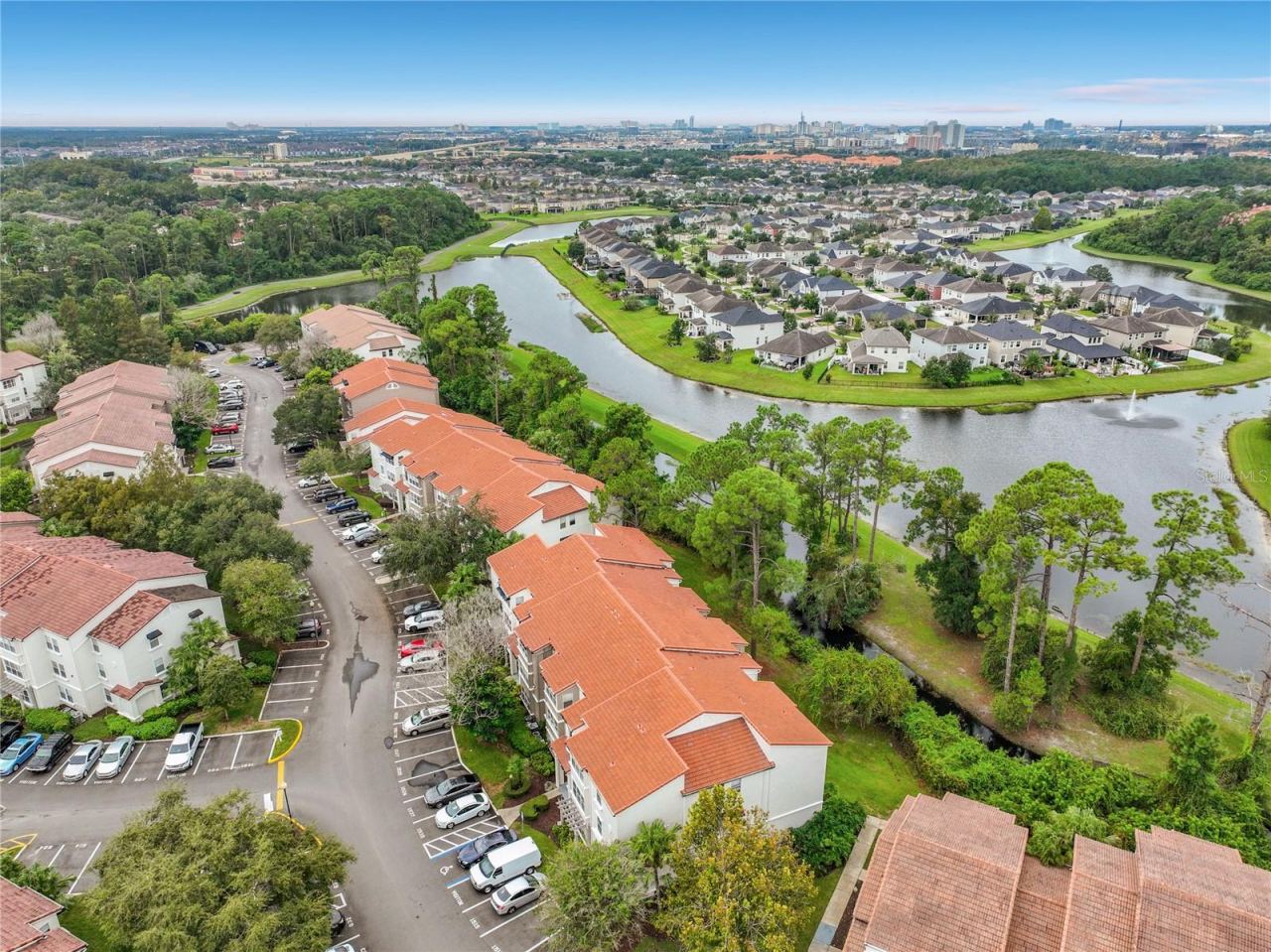 Photo 4 of 5164 Conroy Rd #16, Orlando, FL 32811