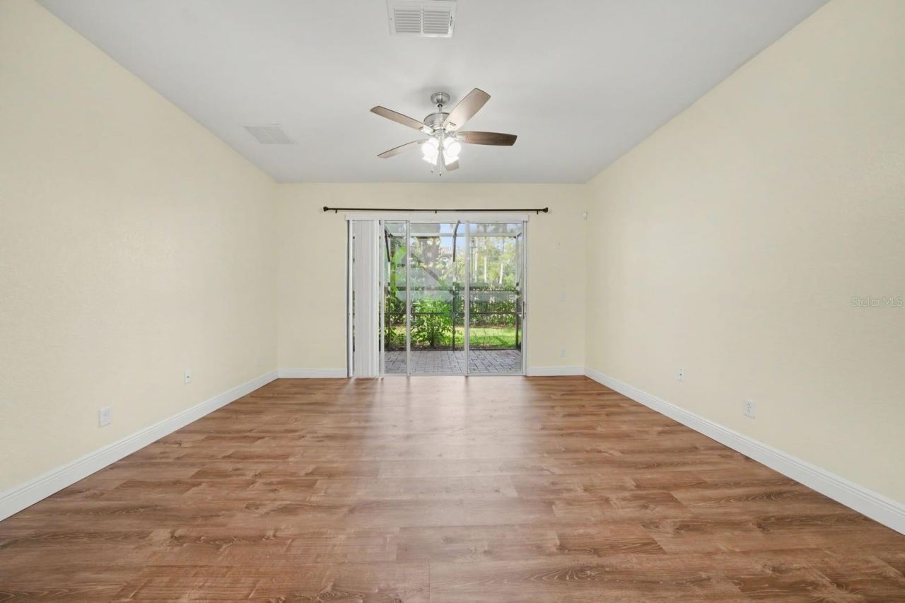 Photo 5 of 10329 Belfry Cir, Orlando, FL 32832