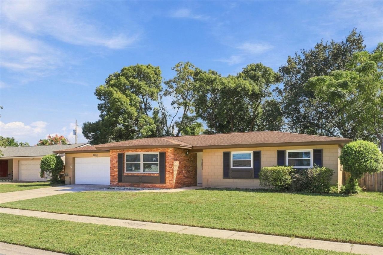 Photo 2 of 2038 Ponderosa Ave, Winter Park, FL 32792