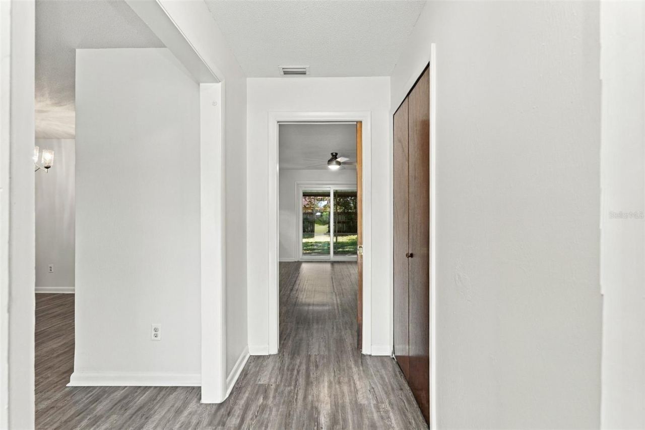 Photo 4 of 2038 Ponderosa Ave, Winter Park, FL 32792
