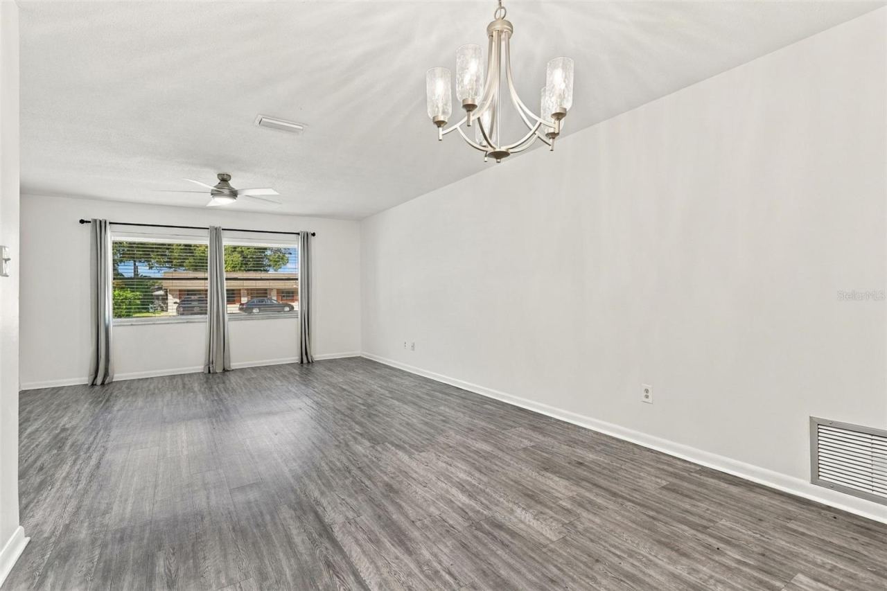 Photo 5 of 2038 Ponderosa Ave, Winter Park, FL 32792