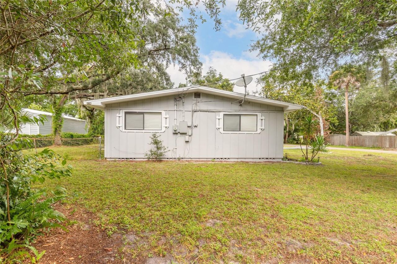 Photo 4 of 5221 Bretts St, Port Orange, FL 32127