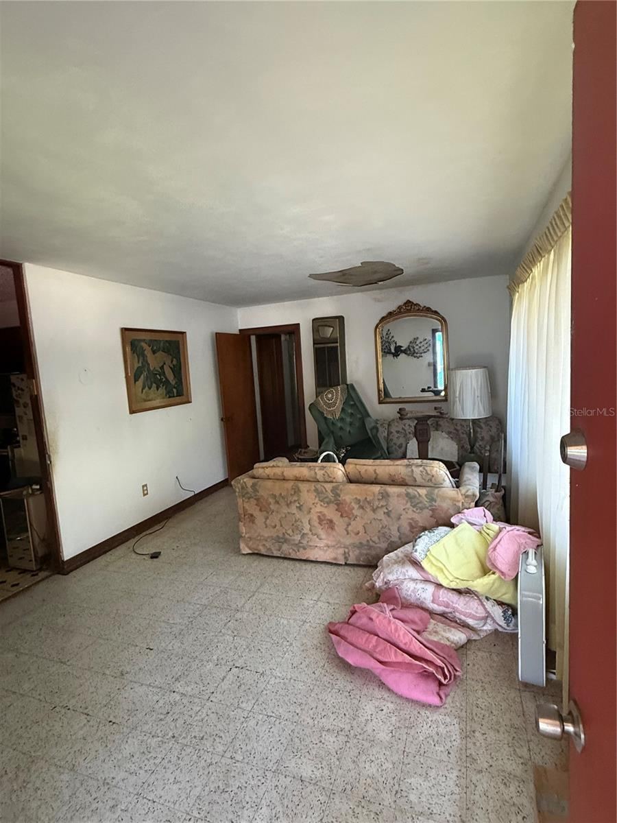 Photo 5 of 1405 Ocean St, Palatka, FL 32177