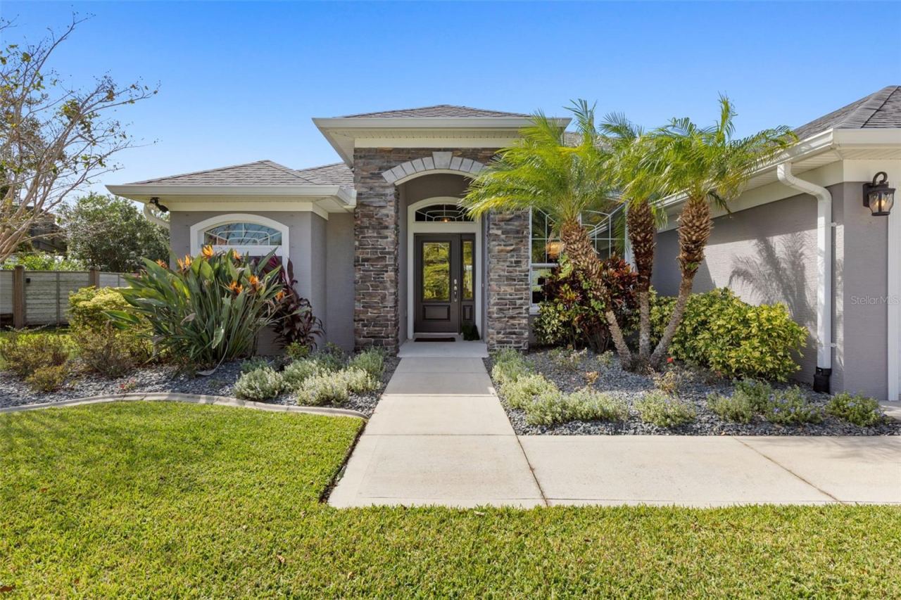 Photo 2 of 5 Clermont Ct, Palm Coast, FL 32137