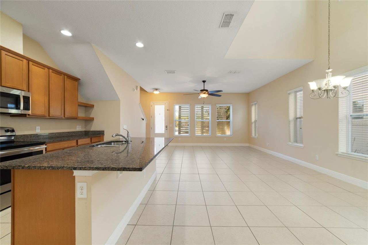 Photo 4 of 14169 Walcott Ave, Orlando, FL 32827