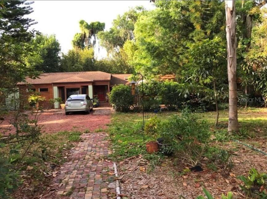 Photo 2 of 2512 Woodside, Orlando, FL 32803