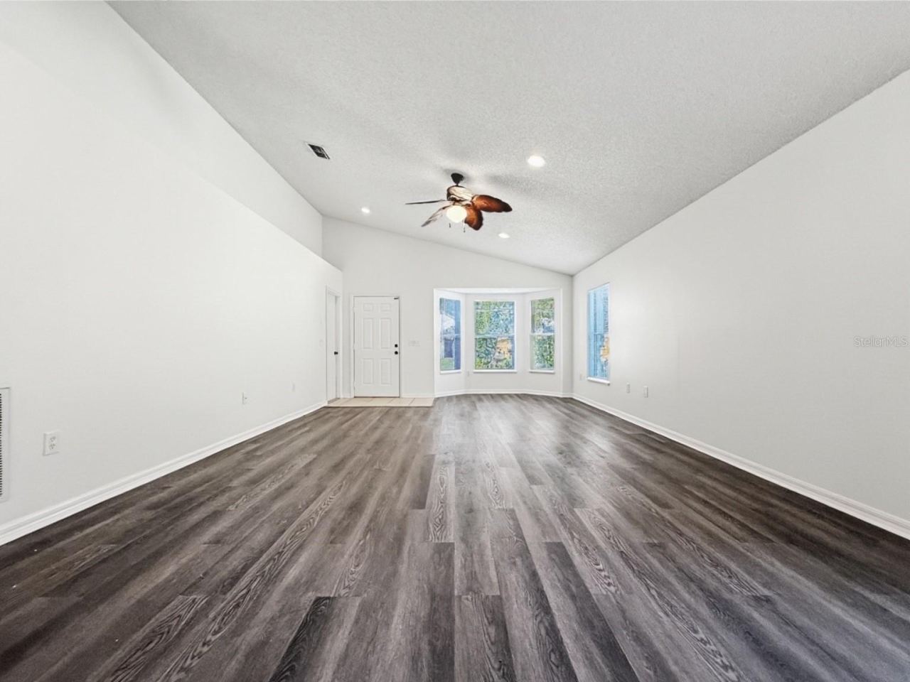 Photo 5 of 1621 Wekiva Crossing Blvd, Apopka, FL 32703