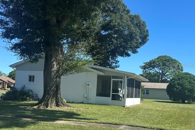 Photo 4 of 104 Fairfax Dr, Daytona Beach, FL 32119
