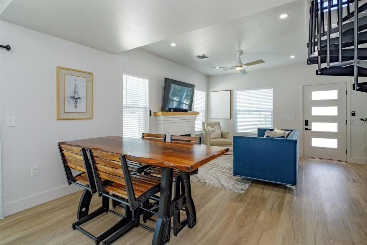 Photo 5 of 504 Vermont Ave, Daytona Beach, FL 32118