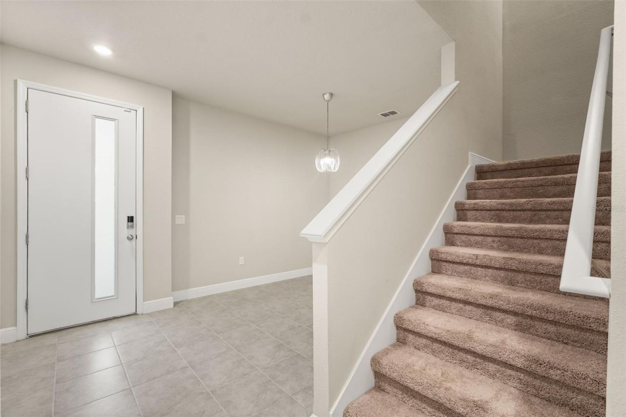 Photo 4 of 1552 Little Wren Ln, Winter Park, FL 32792