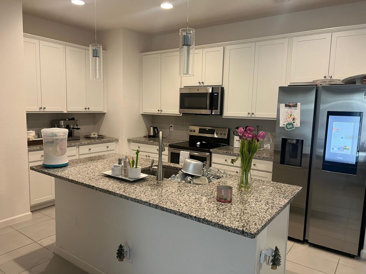 Photo 2 of 731 Birch Hollow Dr, Apopka, FL 32703