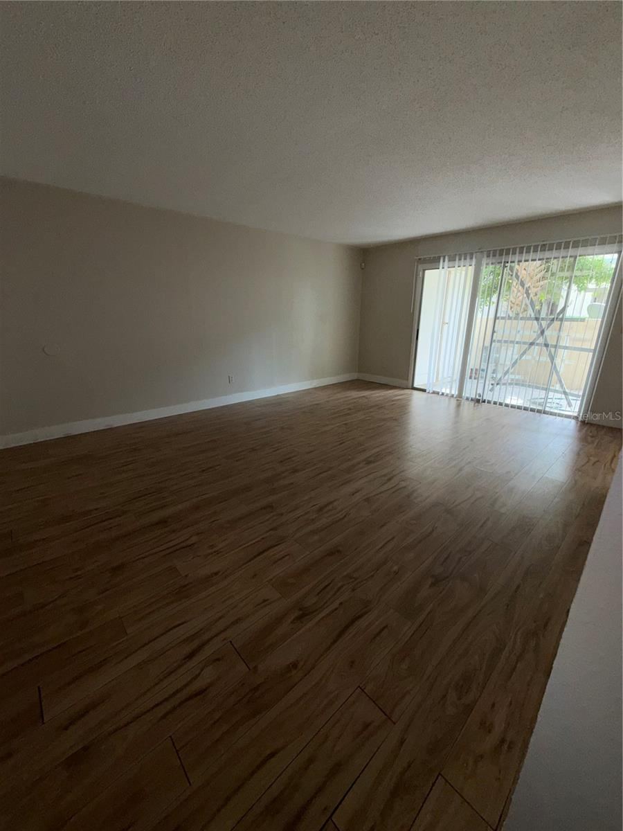 Photo 3 of 6120 Curry Ford Rd #140, Orlando, FL 32822