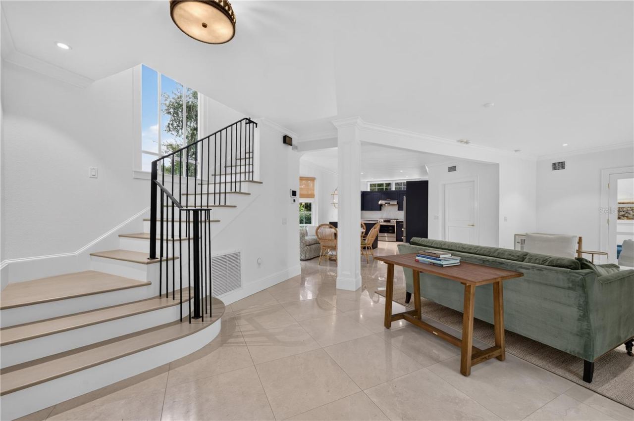 Photo 4 of 1500 Harris Cir, Winter Park, FL 32789