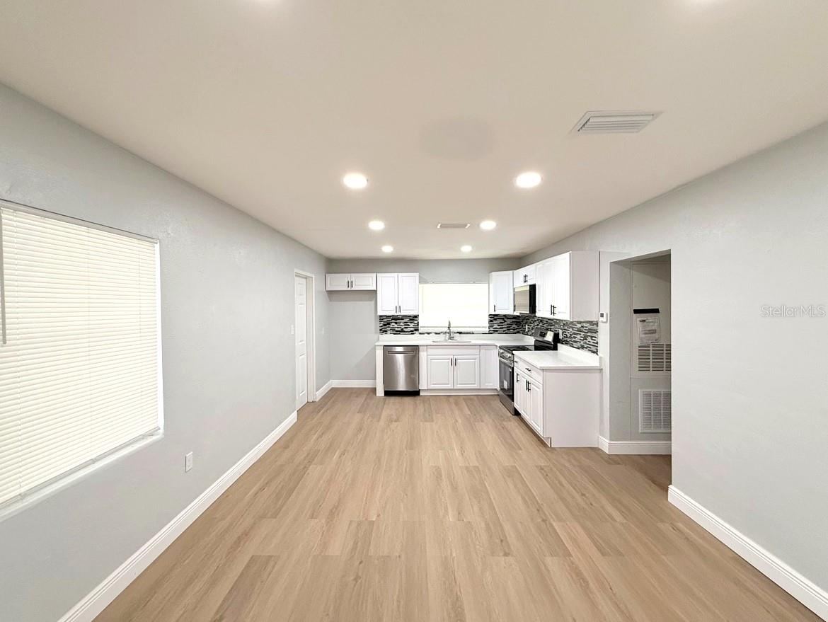 Photo 3 of 621 Westdale Ave, Orlando, FL 32805