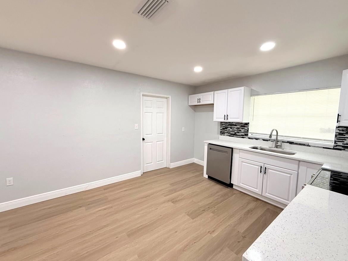 Photo 4 of 621 Westdale Ave, Orlando, FL 32805