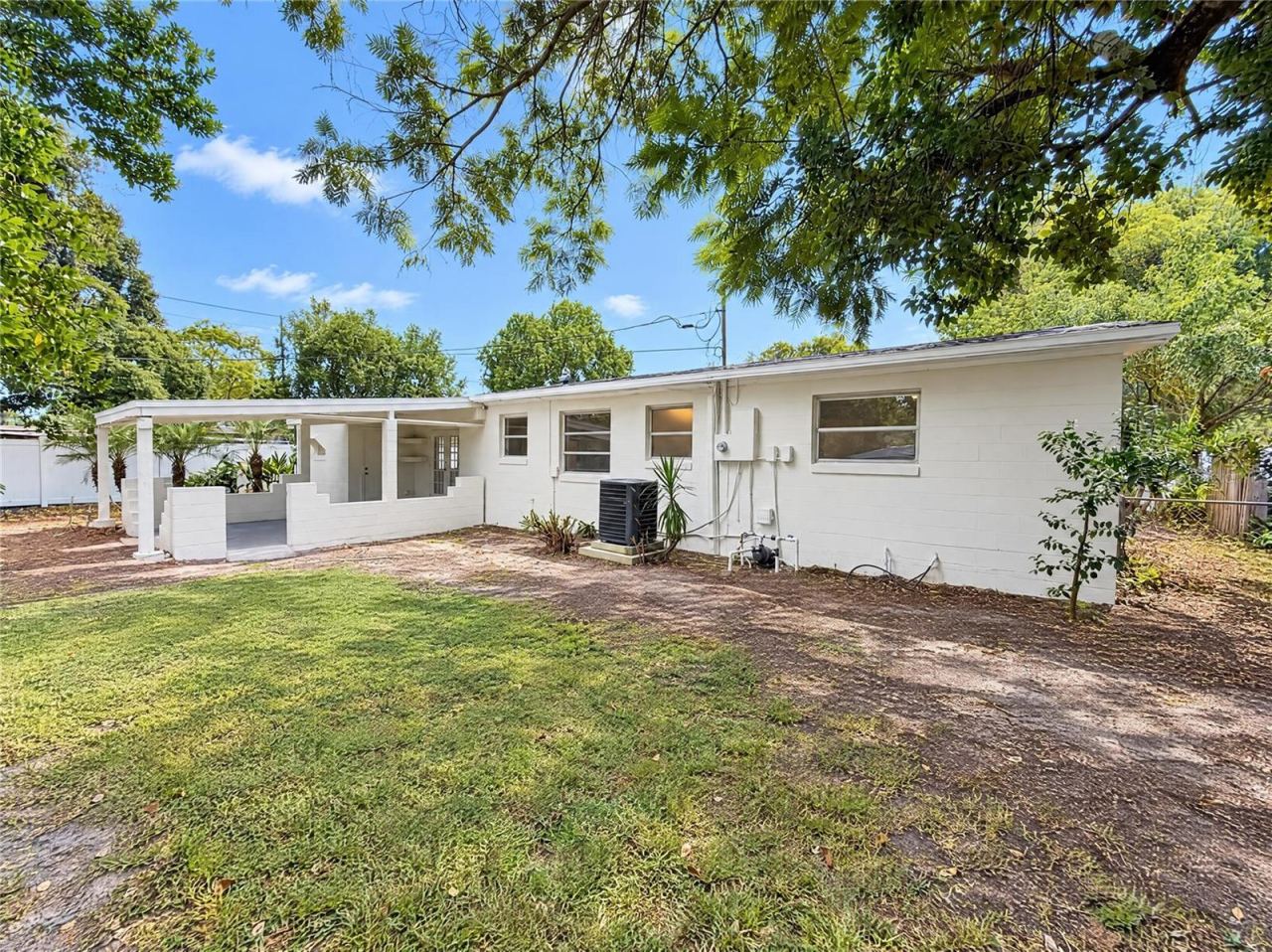 Photo 5 of 7423 Nolton Way, Orlando, FL 32822