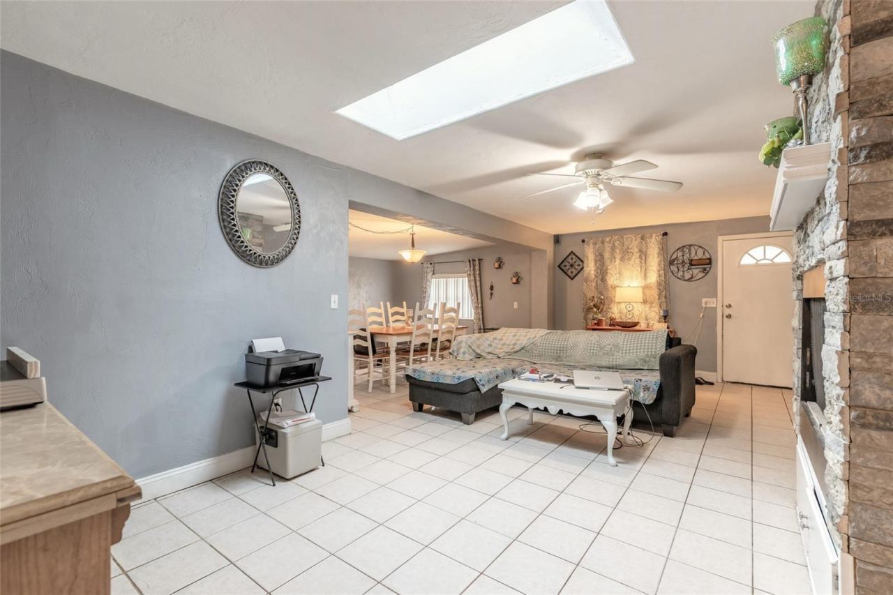 Photo 5 of 1941 Forest Ave, Daytona Beach, FL 32119