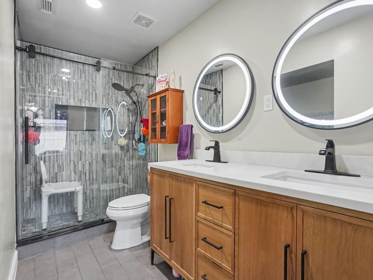 Photo 2 of 2920 Curry Woods Dr, Orlando, FL 32822