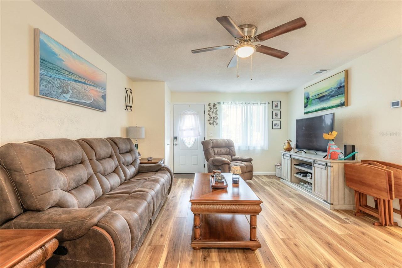 Photo 5 of 1250 Peachtree Rd, Daytona Beach, FL 32114