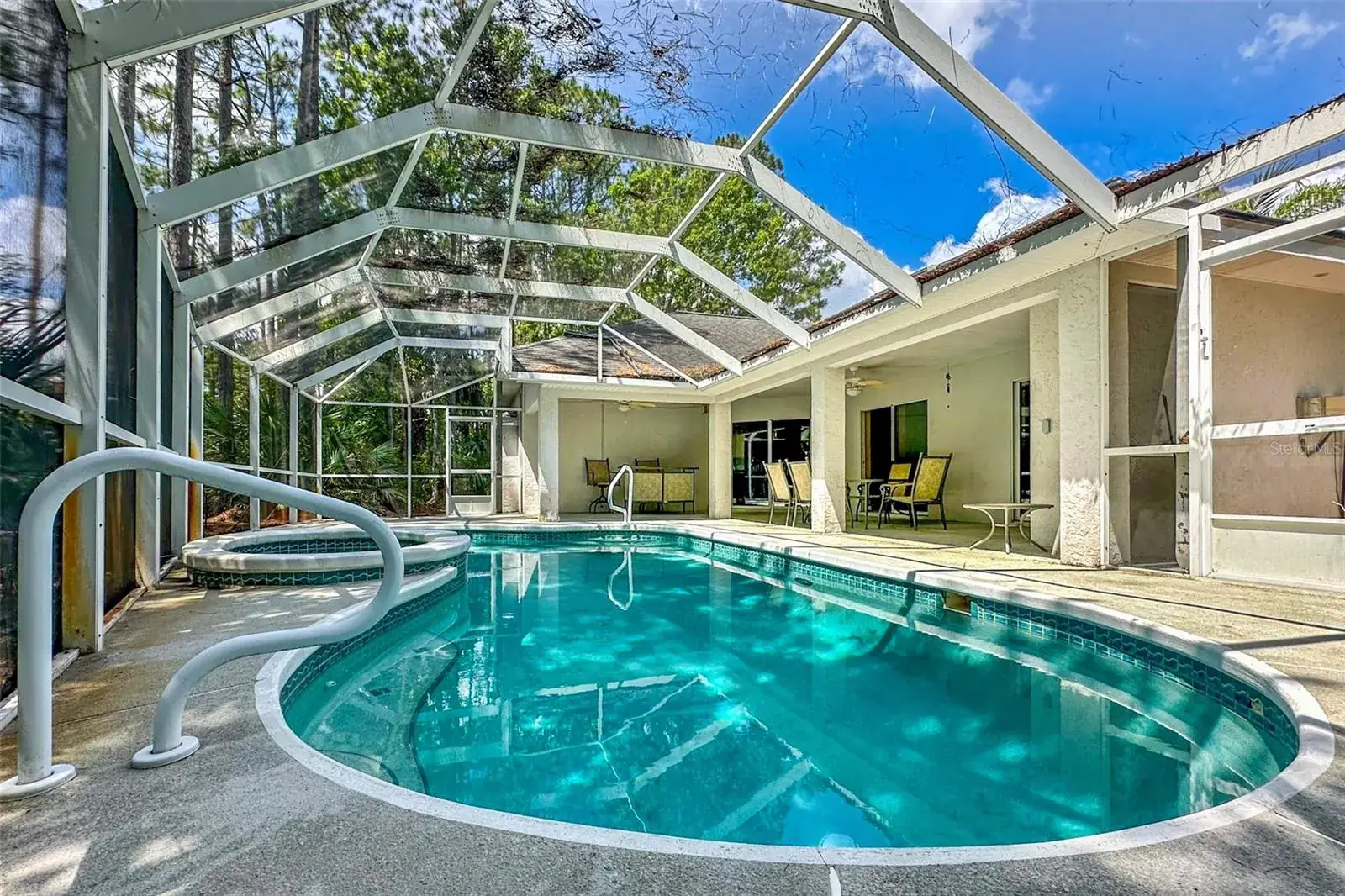 11 Rainrock Pl photo 2