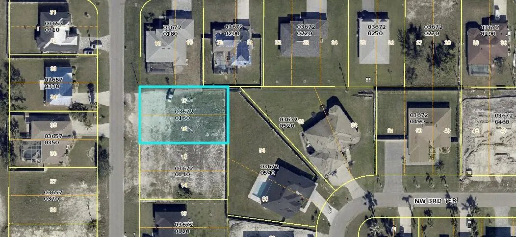 305 NW 15th Pl, Cape Coral FL