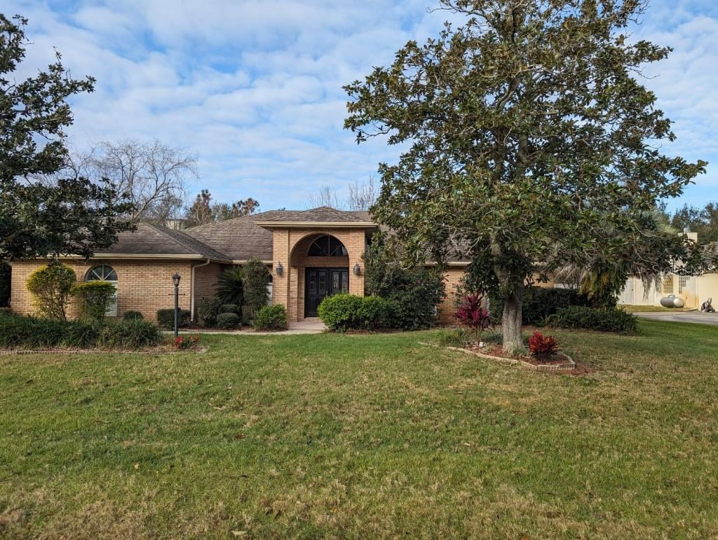 Photo 2 of 72 Spring Lake Dr, Debary, FL 32713