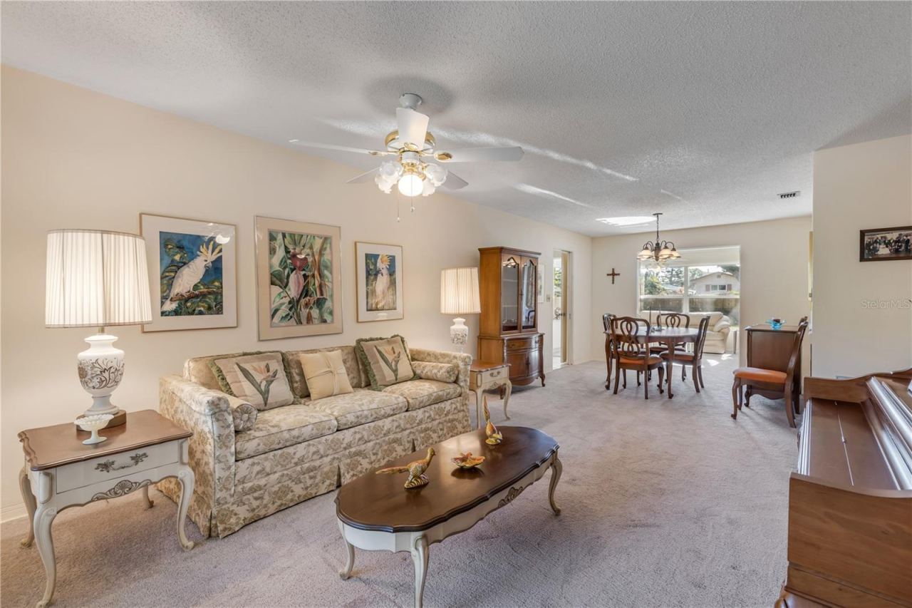 Photo 2 of 535 S Peninsula Ave, New Smyrna Beach, FL 32169