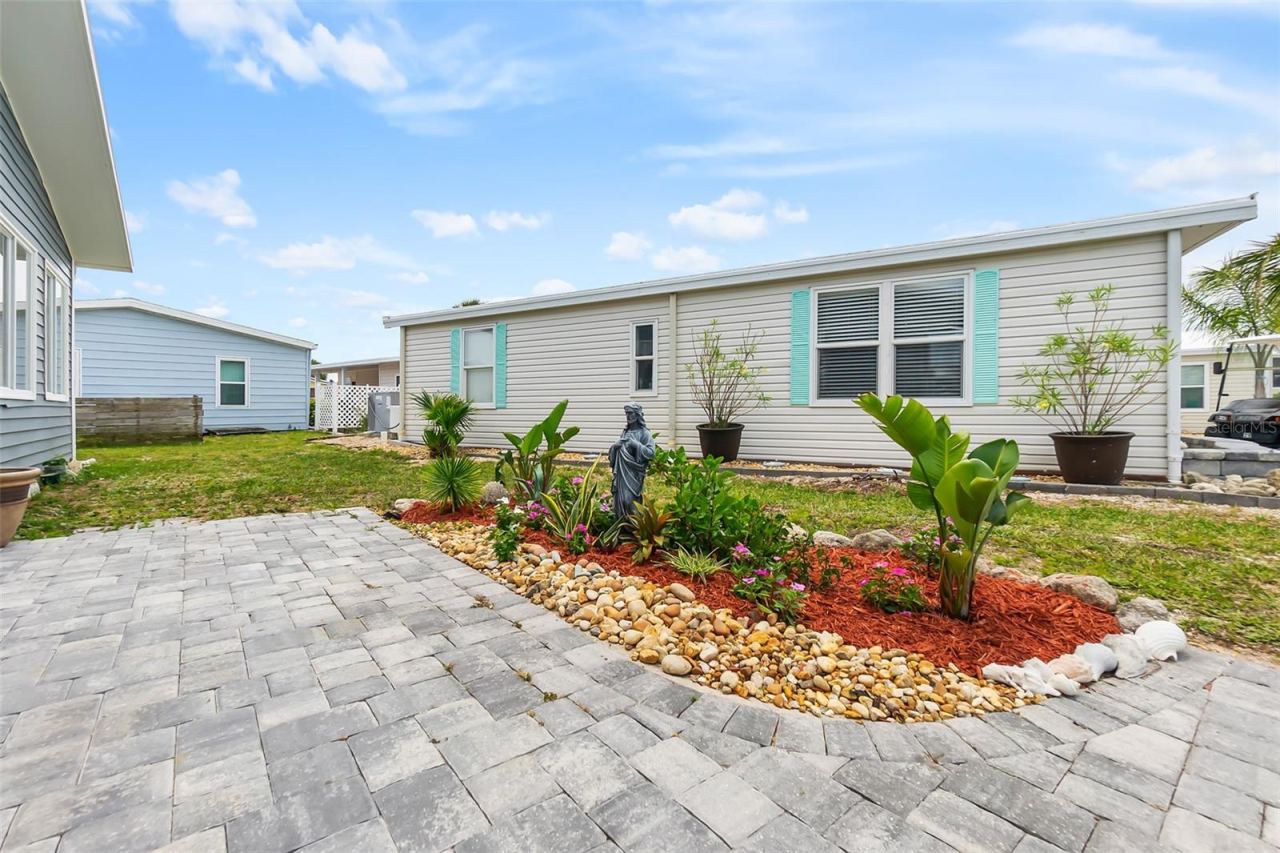 Photo 4 of 30 Windward Dr, Flagler Beach, FL 32136