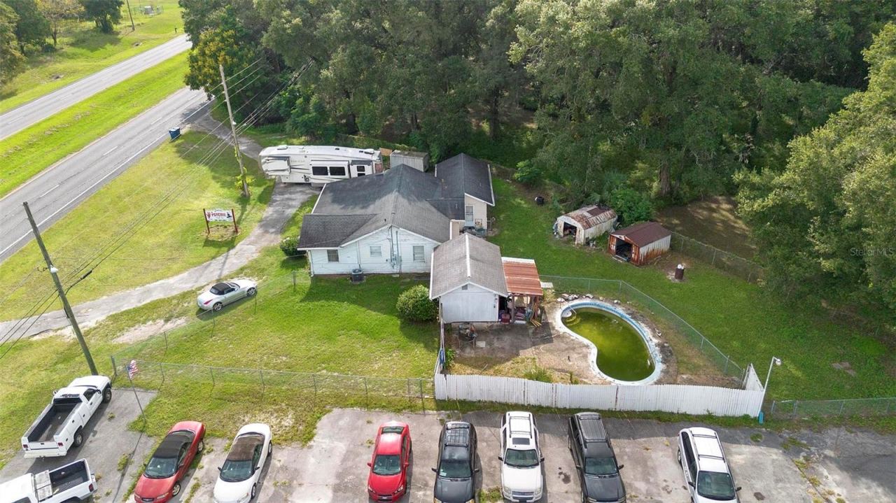 Photo 3 of 2480 N Woodland Blvd, Deland, FL 32720