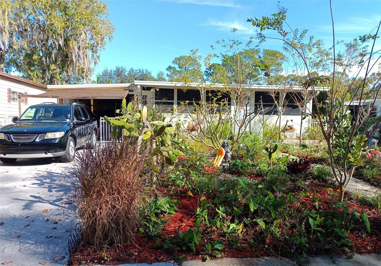 109 Fern Dr, Debary