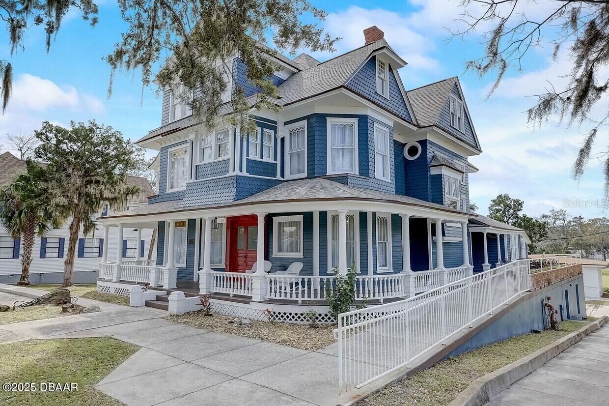 404 S Ridgewood Ave, Daytona Beach