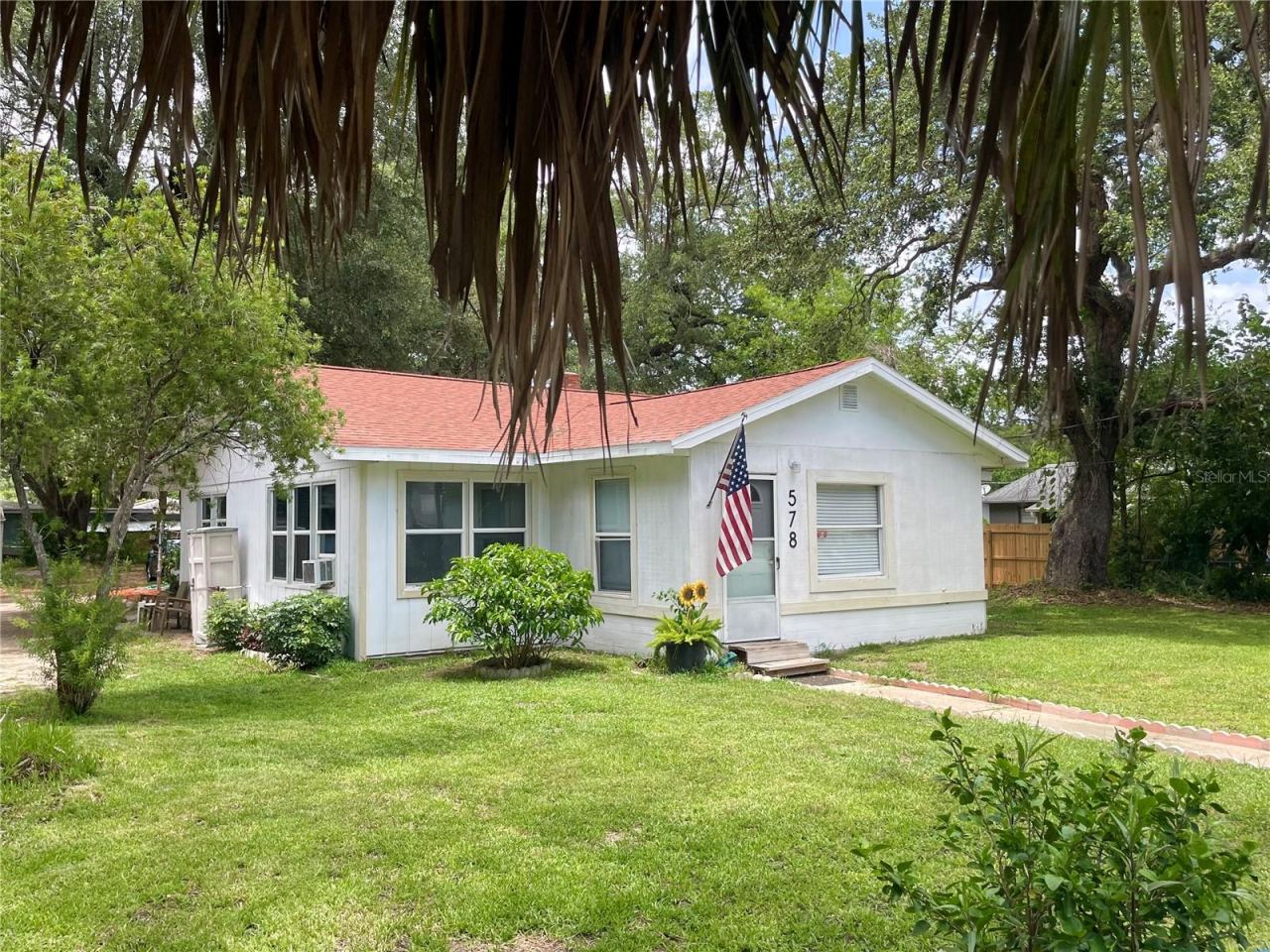 578 3rd St, Daytona Beach