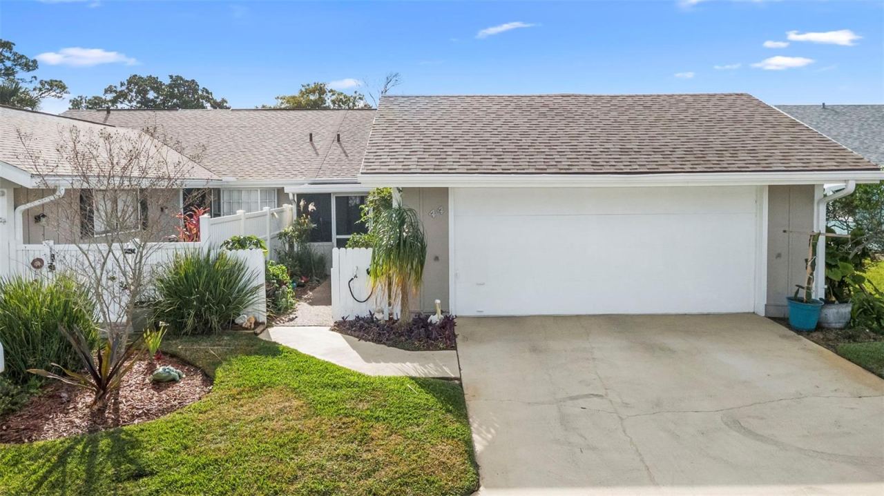 44 Fore Dr, New Smyrna Beach