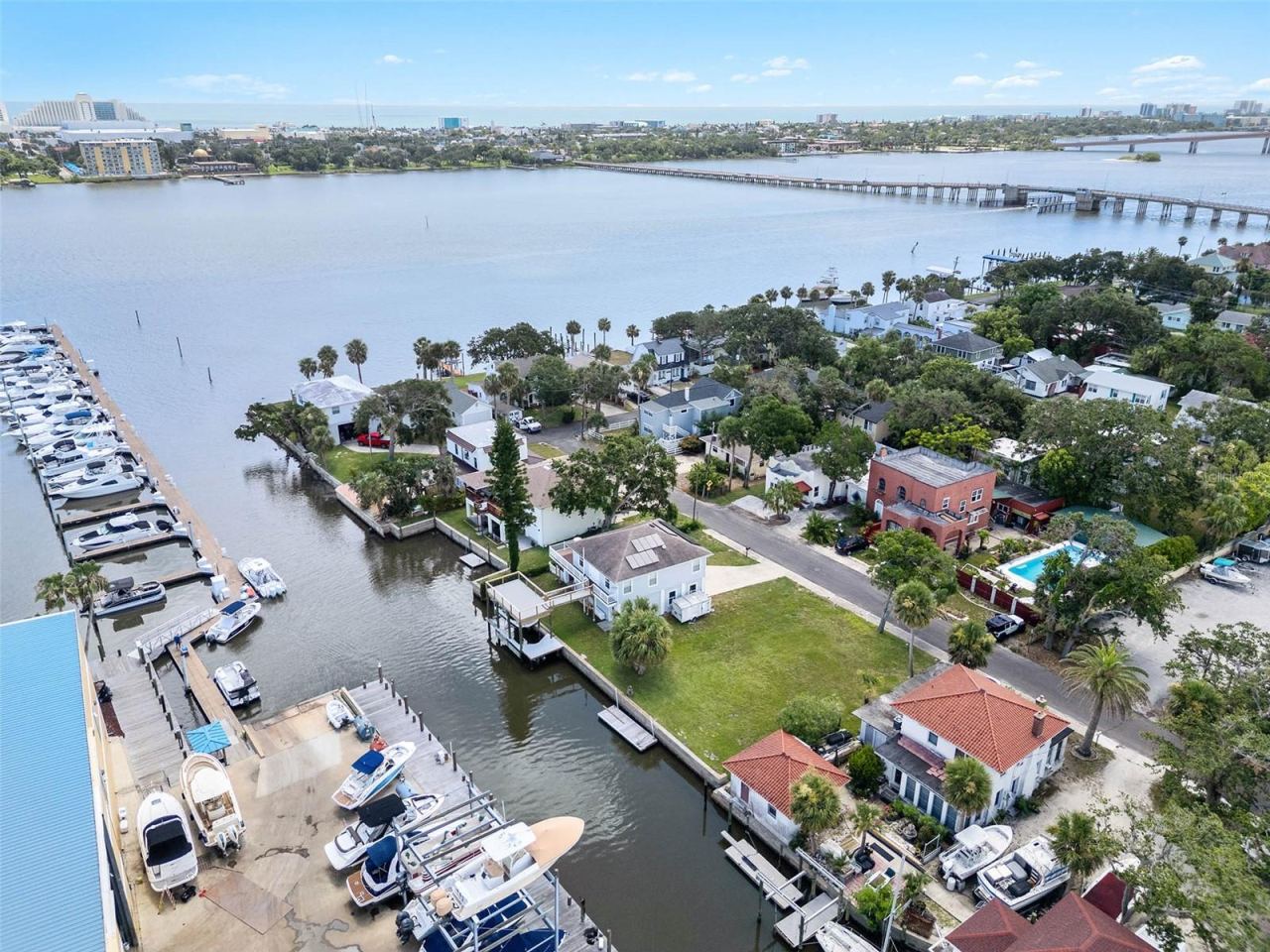 274 Lexington Dr, Daytona Beach