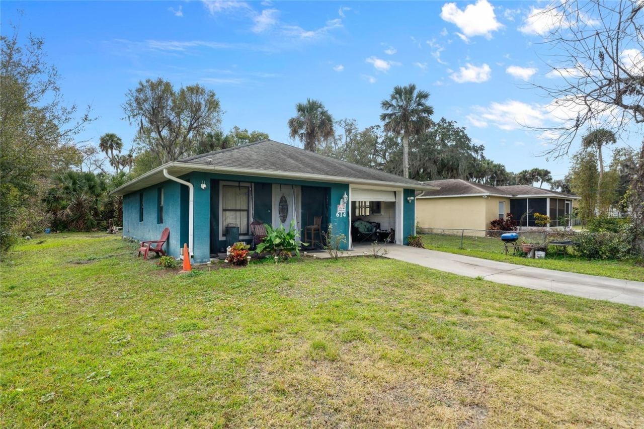 614 Washington St, New Smyrna Beach