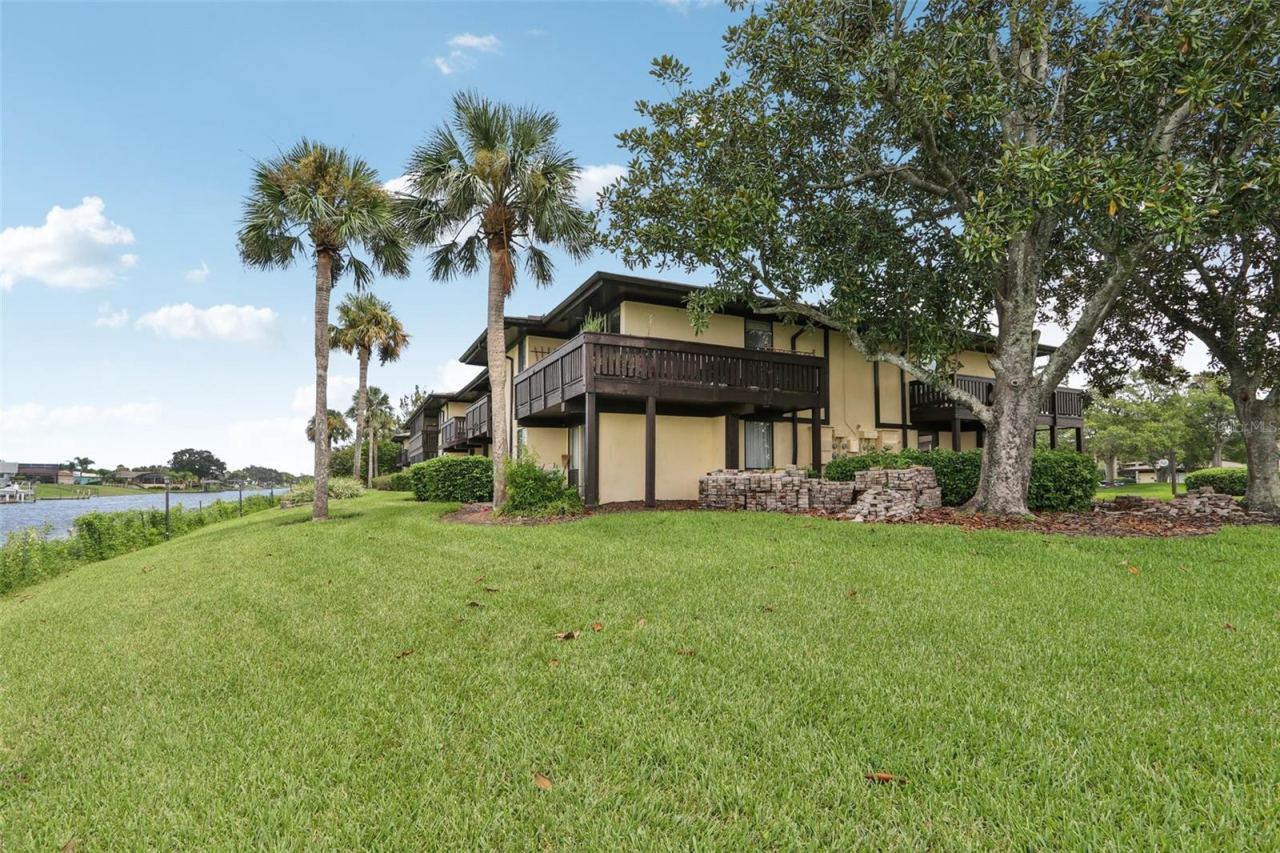 46 Club House Dr #108, Palm Coast