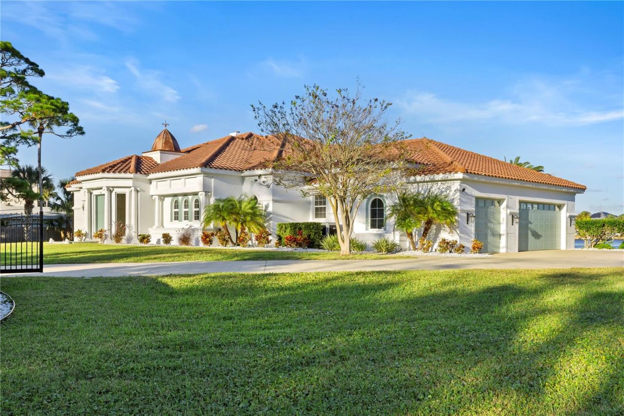 Photo 2 of 660 Lambert Ave, Flagler Beach, FL 32136