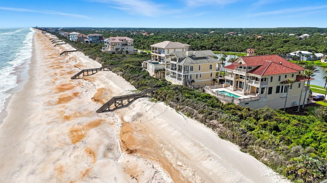 Photo 4 of 3715 N Ocean Shore Blvd, Palm Coast, FL 32137