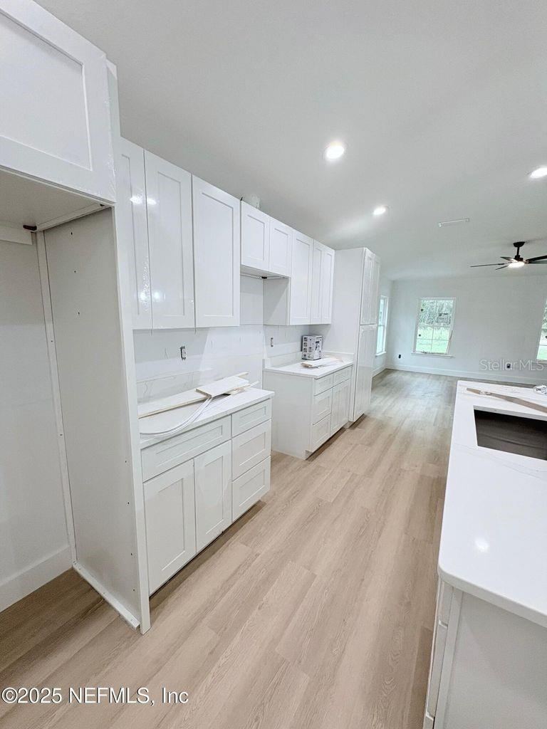Photo 3 of 1264 Coral Farms Rd, Florahome, FL 32140
