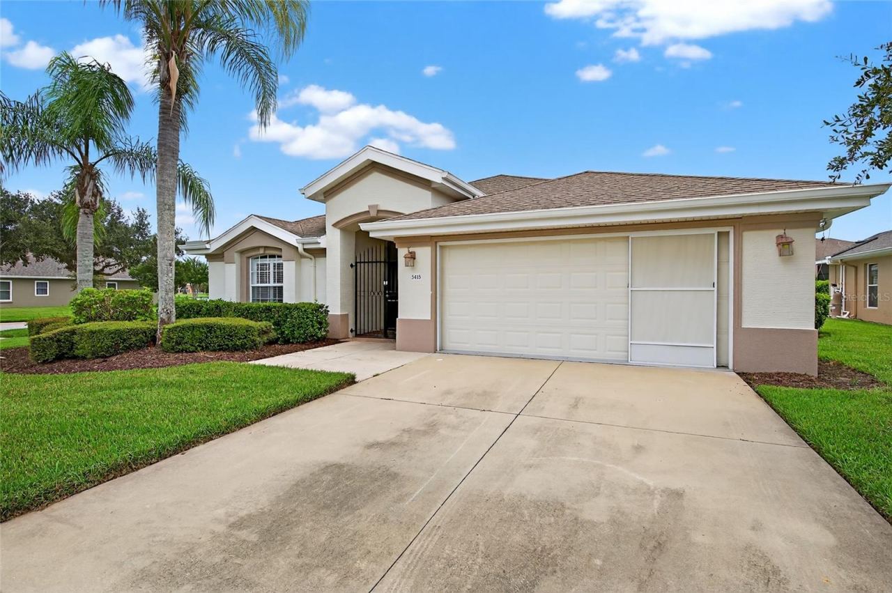 Photo 3 of 5415 Swordfern Ct, Port Orange, FL 32128