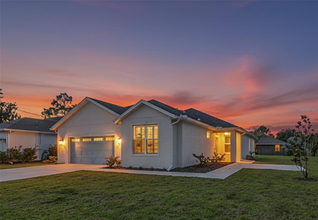 41 La Mancha Dr, Palm Coast