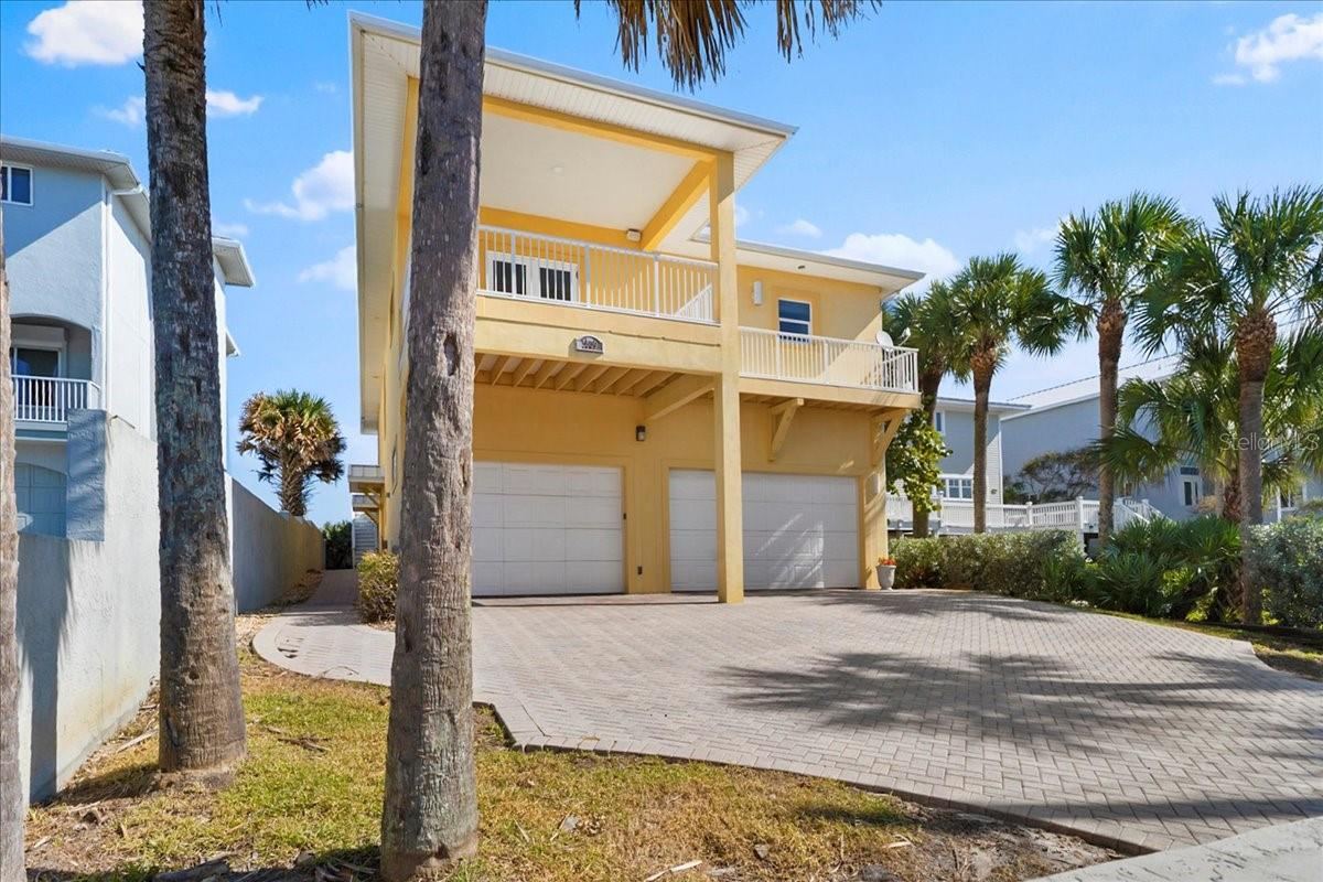 Photo 3 of 5609 S Atlantic Ave, New Smyrna Beach, FL 32169