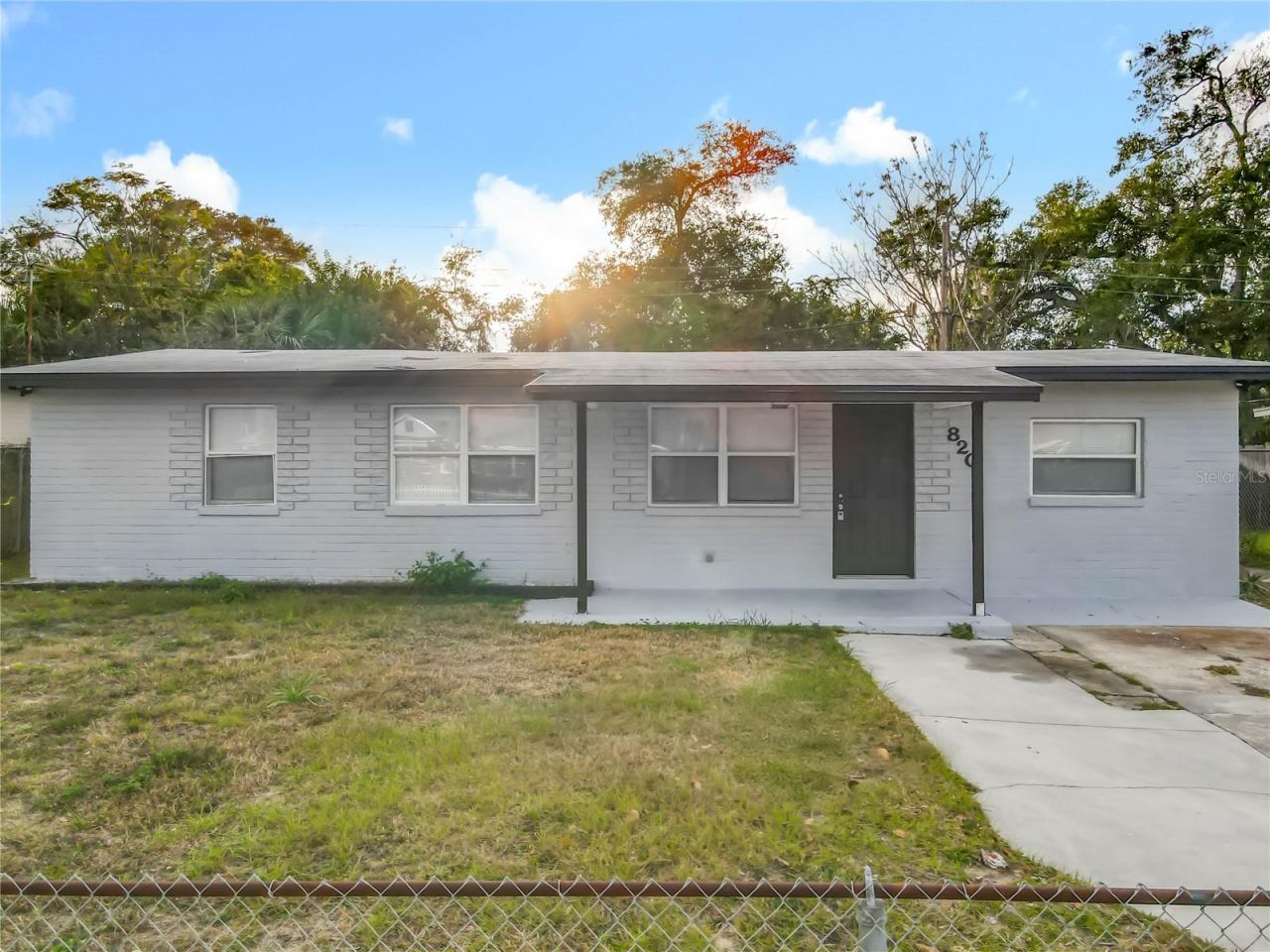 820 Berkshire Rd, Daytona Beach