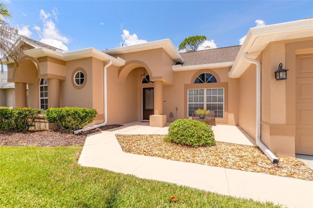 Photo 3 of 3817 Birch Mountain Rd, Port Orange, FL 32129