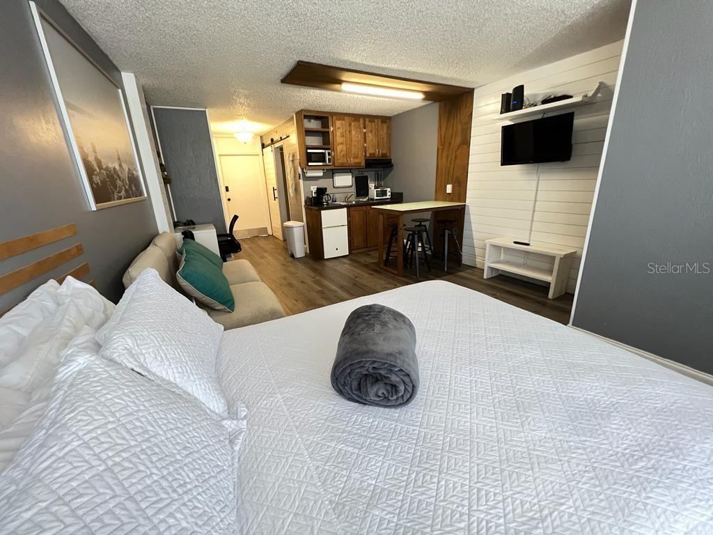 Photo 3 of 800 N Atlantic Ave #304, Daytona Beach, FL 32118