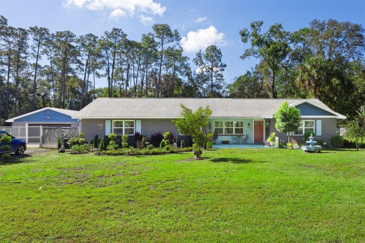 121 Herja Acre Ln, Palatka