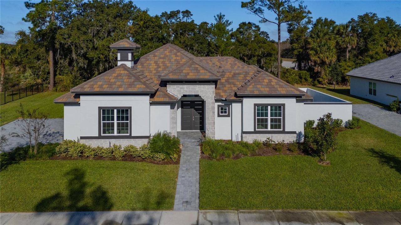 109 New Leatherwood Dr, Palm Coast
