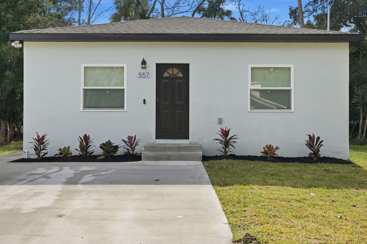557 Live Oak Ave, Daytona Beach