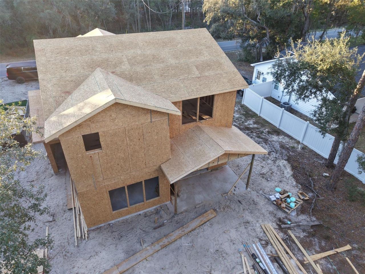 Photo 2 of 228 Dawn Ave, Interlachen, FL 32148