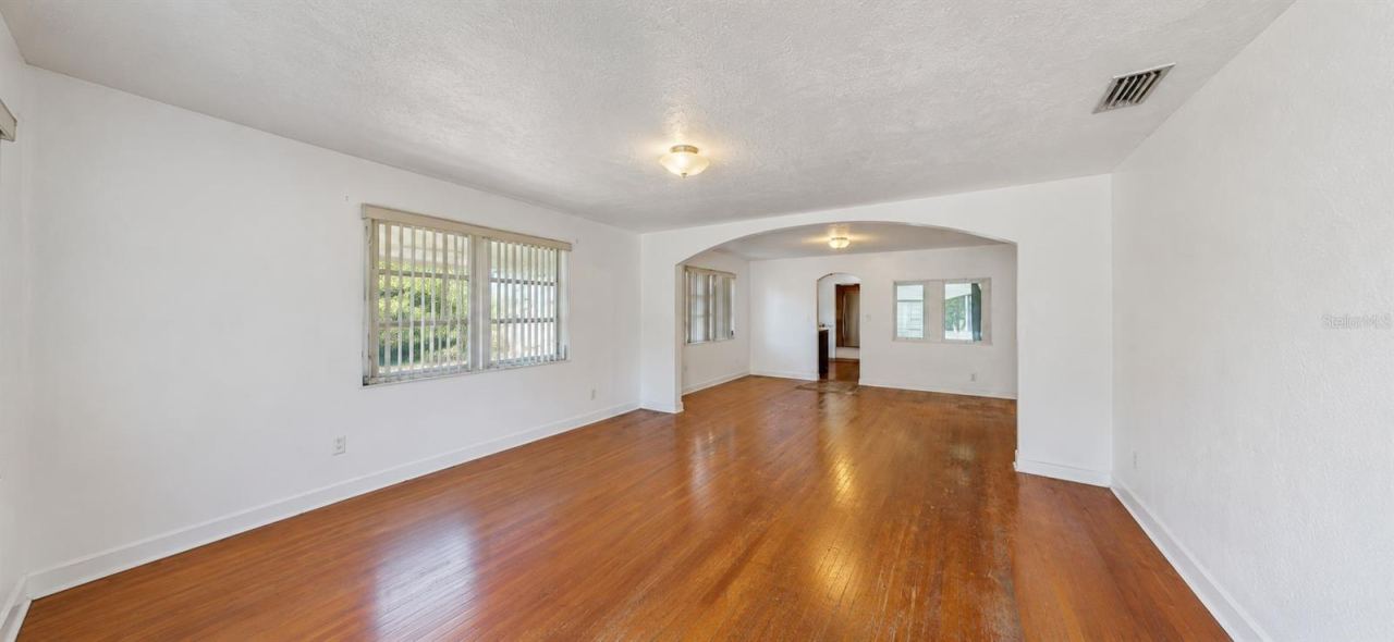 Photo 3 of 415 Model St, Daytona Beach, FL 32114